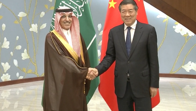 Çin Başbakan Yardımcısı, Suudi Arabistan Maliye Bakanı ile bir araya geldi