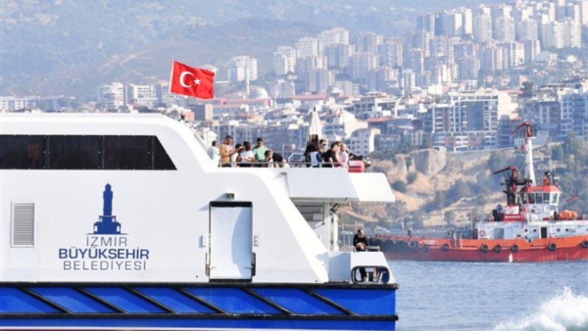 İzmir - Midilli seferlerinin 2024 yaz programı başladı