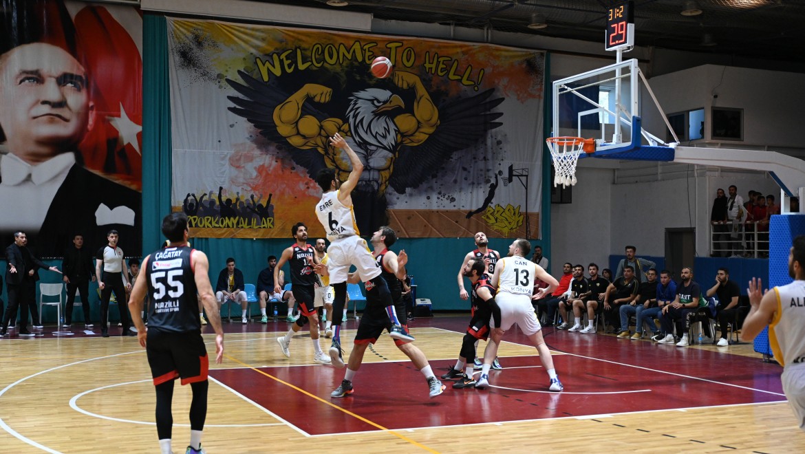 Konya Büyükşehir Belediyespor Türkiye Basketbol Ligi'ne yükseldi