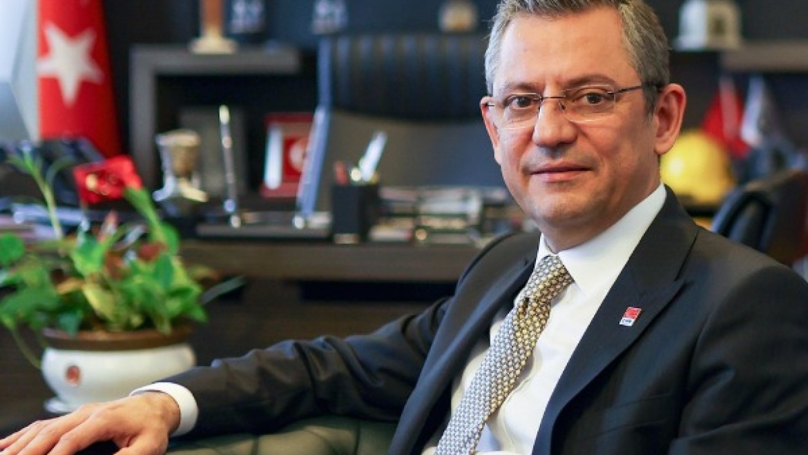 CHP Genel Başkanı Özel, İzmir'de