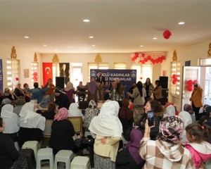 Eskişehir'de "Dünya Kadınlar Günü" etkinlikleri devam ediyor