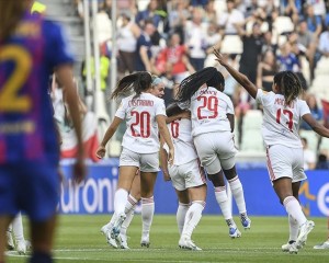 UEFA Kadınlar Şampiyonlar Ligi'nde Olimpik Lyon, 8. kez kupayı müzesine götürdü