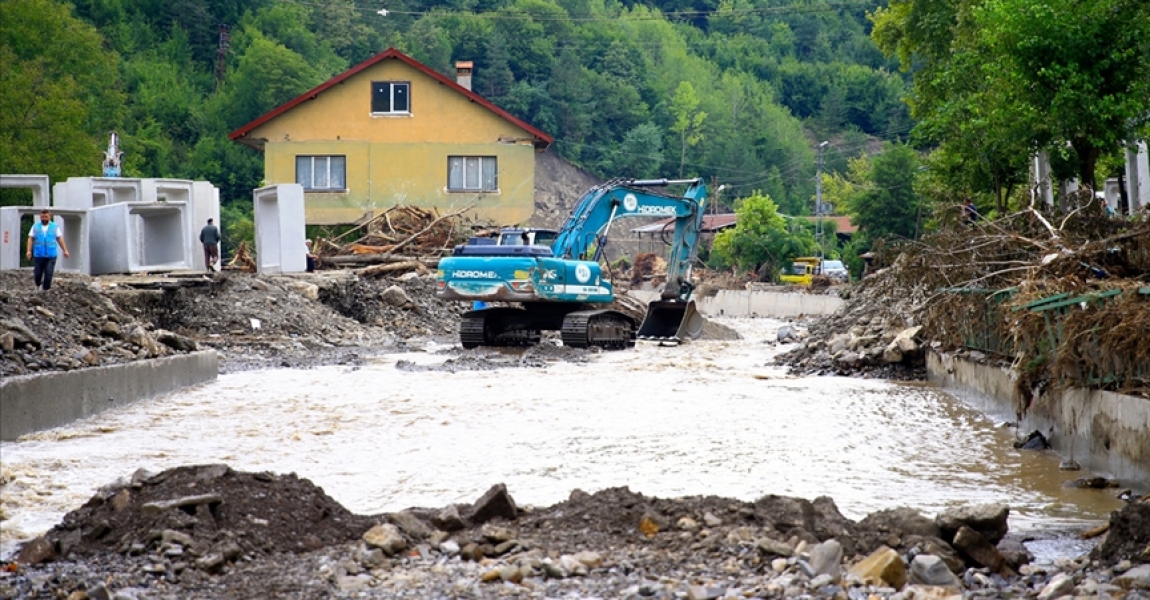 Bartın Valiliği: Sel nedeniyle 46 yapı ve 49 araç zarar gördü