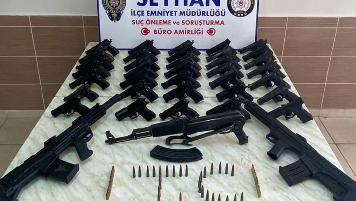 Adana'da ruhsatsız 55 silah ele geçirildi