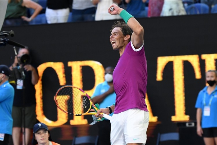 Avustralya Açık'ta Nadal son 4'e kaldı, Krejcikova elendi
