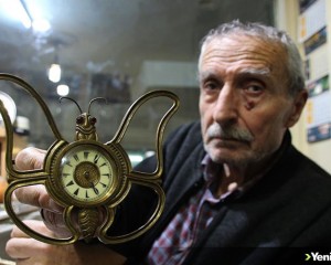 70 yaşındaki saat ustası yarım asırdır zamana ayar veriyor
