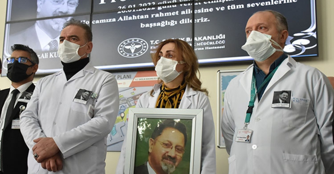 Erzurum'da görevli doktor Kovid-19'a bağlı organ yetmezliğinden vefat etti