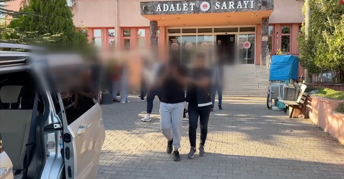 Karabük'te uyuşturucu operasyonunda yakalanan 2 zanlı tutuklandı