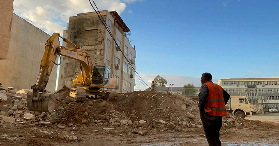 Şanlıurfa'da ağır hasarlı binaların yüzde 56'sının yıkımı tamamlandı