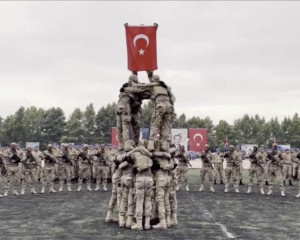 Karabük'te eğitimlerini tamamlayan komando uzman erbaşlar mezun oldu