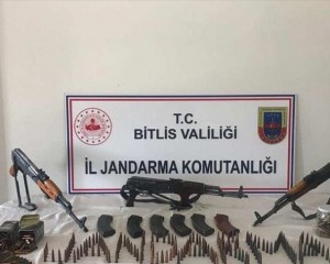 Bitlis'te silah ve mühimmat ele geçirildi