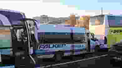 Çankırı'da işçileri taşıyan 3 otobüsle bir minibüsün karıştığı zincirleme kazada 36 kişi yaralandı