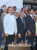 Gençlik ve Spor Bakanı Kasapoğlu, Konya'da Beyşehir ve Hüyük'ü ziyaret etti