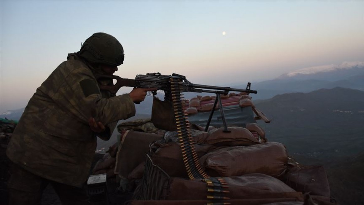 Şırnak'ta PKK'lı 4 terörist teslim oldu