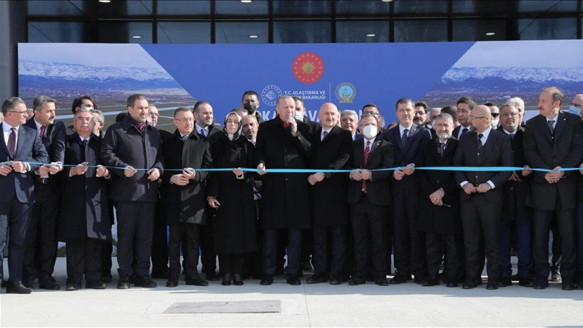 Cumhurbaşkanı Erdoğan, Tokat Yeni Havalimanı'nın açılışını yaptı