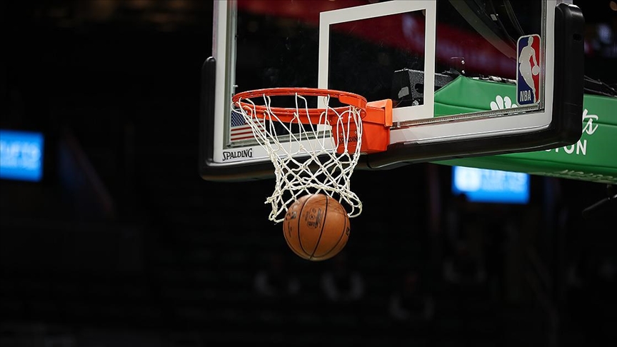 NBA'DE ROCKETS, ALPEREN'İN ÇOK YÖNLÜ OYUNUYLA KAZANDI