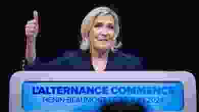 Fransa seçimlerinde aşırı sağcı Ulusal Ralli önde