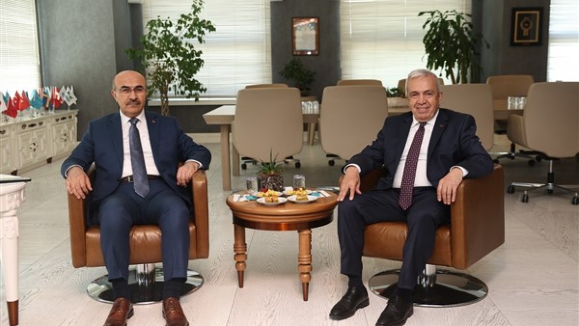 Vali Demirtaş'tan Başkan Özdemir'e ziyaret