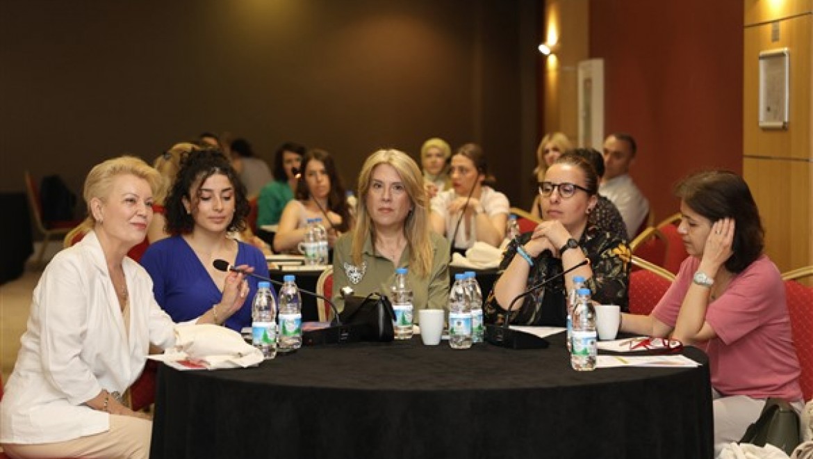 Eskişehir'de Kadın-Erkek Eşitliğine Duyarlı Planlama ve Bütçeleme Semineri düzenlendi