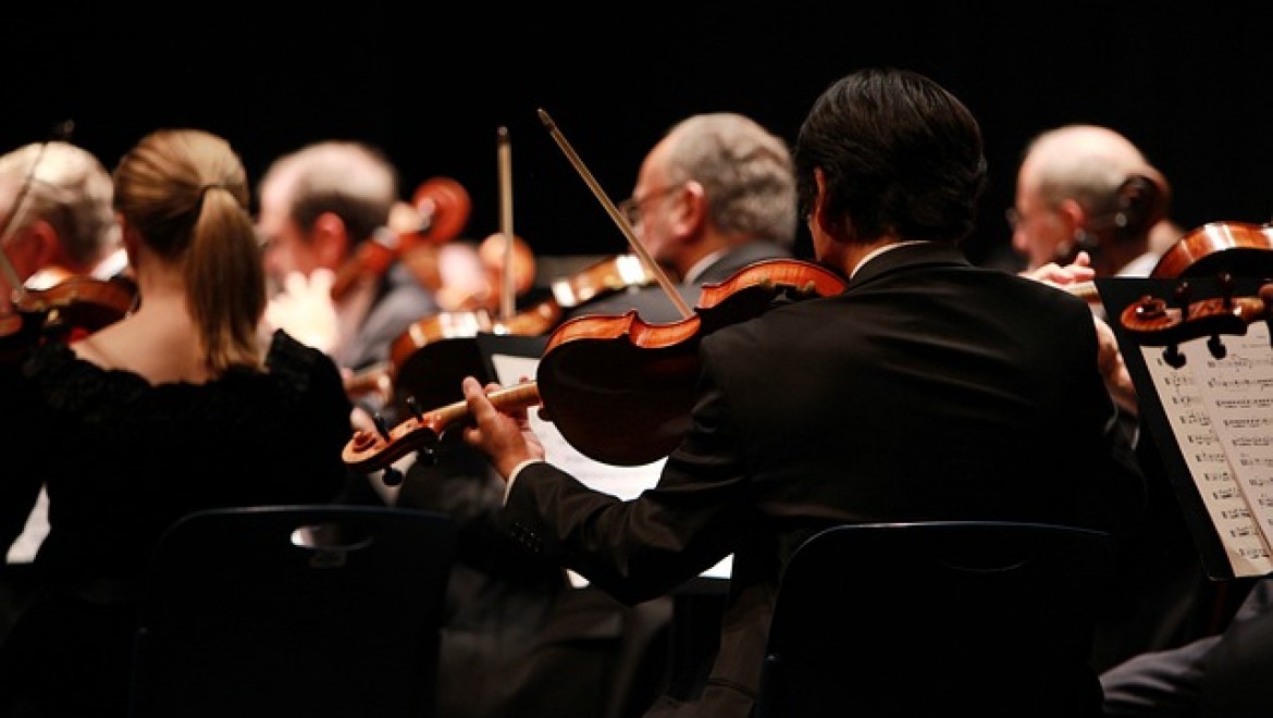 Türk Armoni Yıldızları Orkestrası Girne ve Lefkoşa'da konser verdi