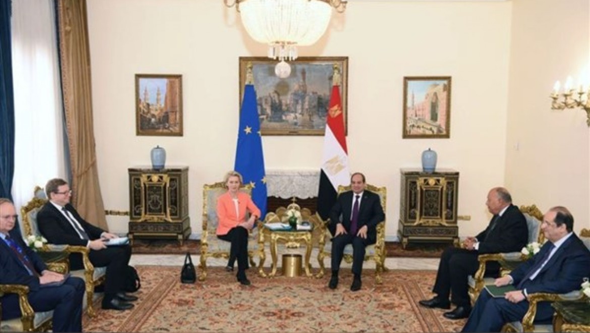 AB, Mısır'la 7,4 milyar euroluk anlaşma imzaladı
