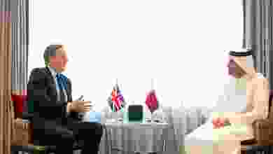 Suudi Arabistan Dışişleri Bakanı Ferhan, İngiliz mevkidaşı Cameron ile bir araya geldi