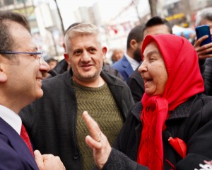 İmamoğlu:  "Milletin evlatlarıyla İstanbul'u yönetiyoruz"