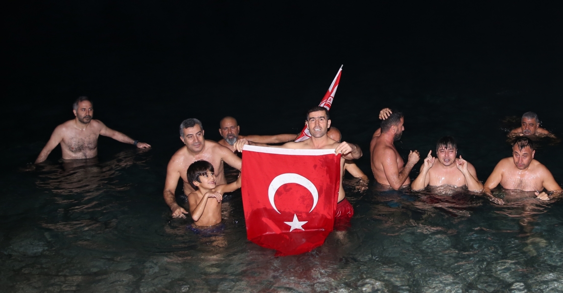 2024'e Antalya sularından "merhaba"