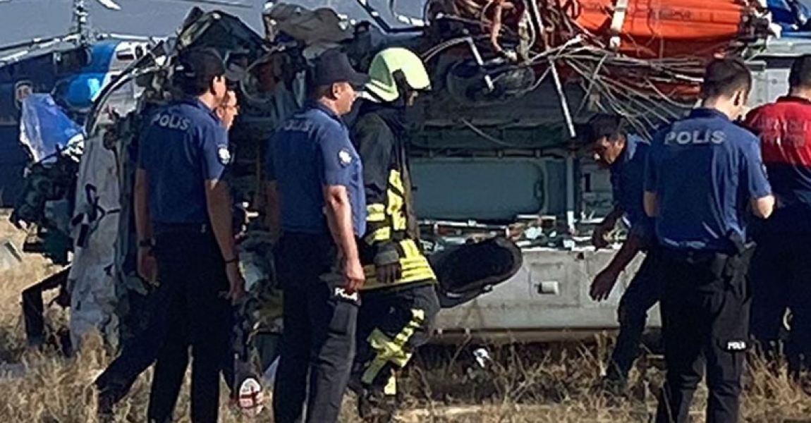 Denizli'de yangın söndürme helikopteri düştü