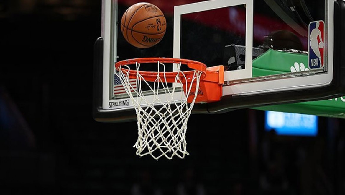 NBA'de Phoenix Suns, Philadelphia 76ers'ı mağlup etti