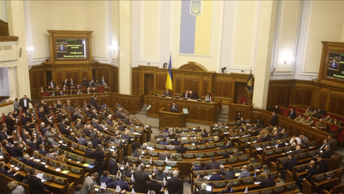 Ukrayna'daki sıkıyönetim rejimi 90 gün uzatıldı