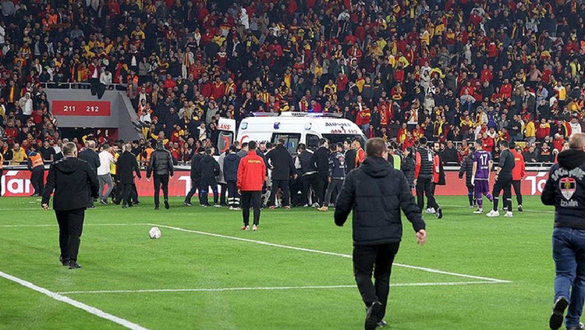 PFDK, Göztepe'ye 4, Altay'a 6 maç kendi sahasında seyircisiz oynama cezası verdi