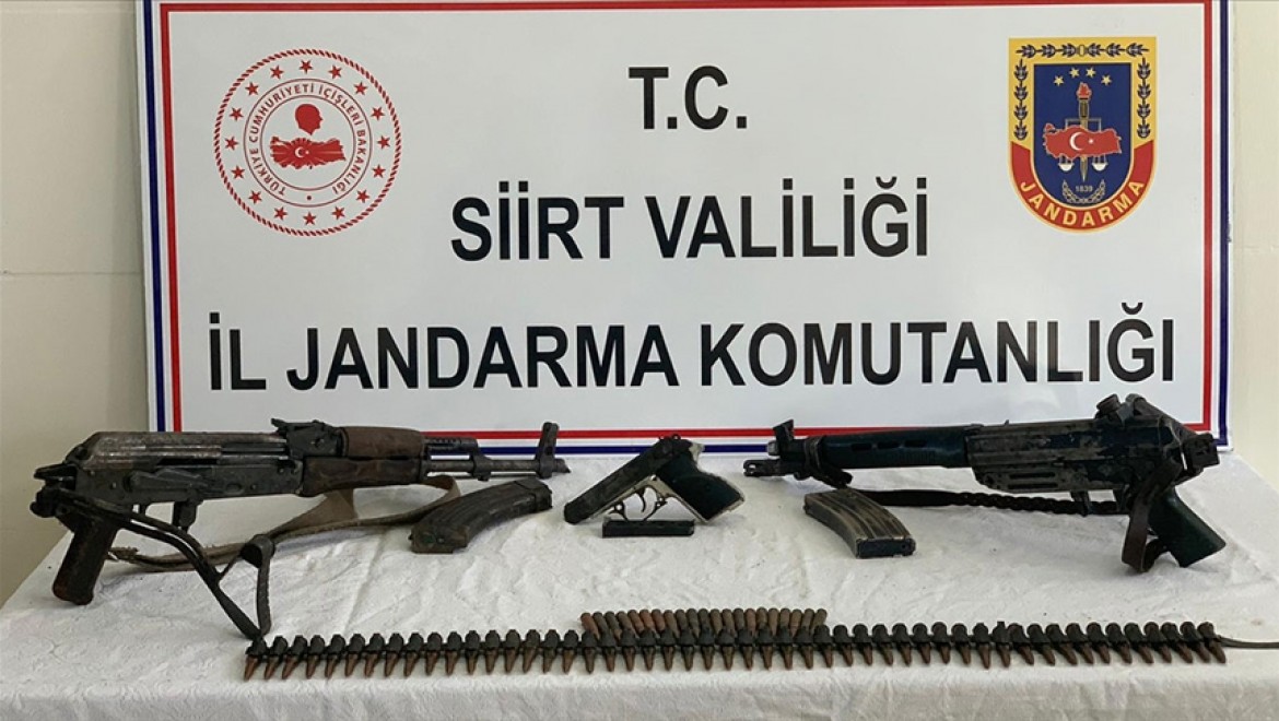 Siirt'te terör örgütü PKK'ya yönelik operasyonda silah ve mühimmat ele geçirildi