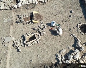 Uygarlık tarihine ışık tutan Çayönü'nde sandık tipi 3 yeni mezar daha bulundu