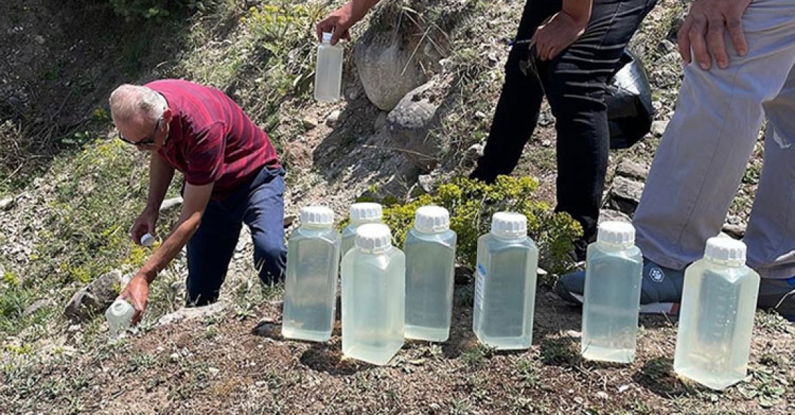 Bolu'nun Yuva köyünde su kaynaklarında temizlik çalışmaları sürüyor