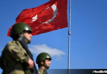 Türkiye'den Yunanistan'a yasa dışı yollarla geçmeye çalışan 4 kişi yakalandı