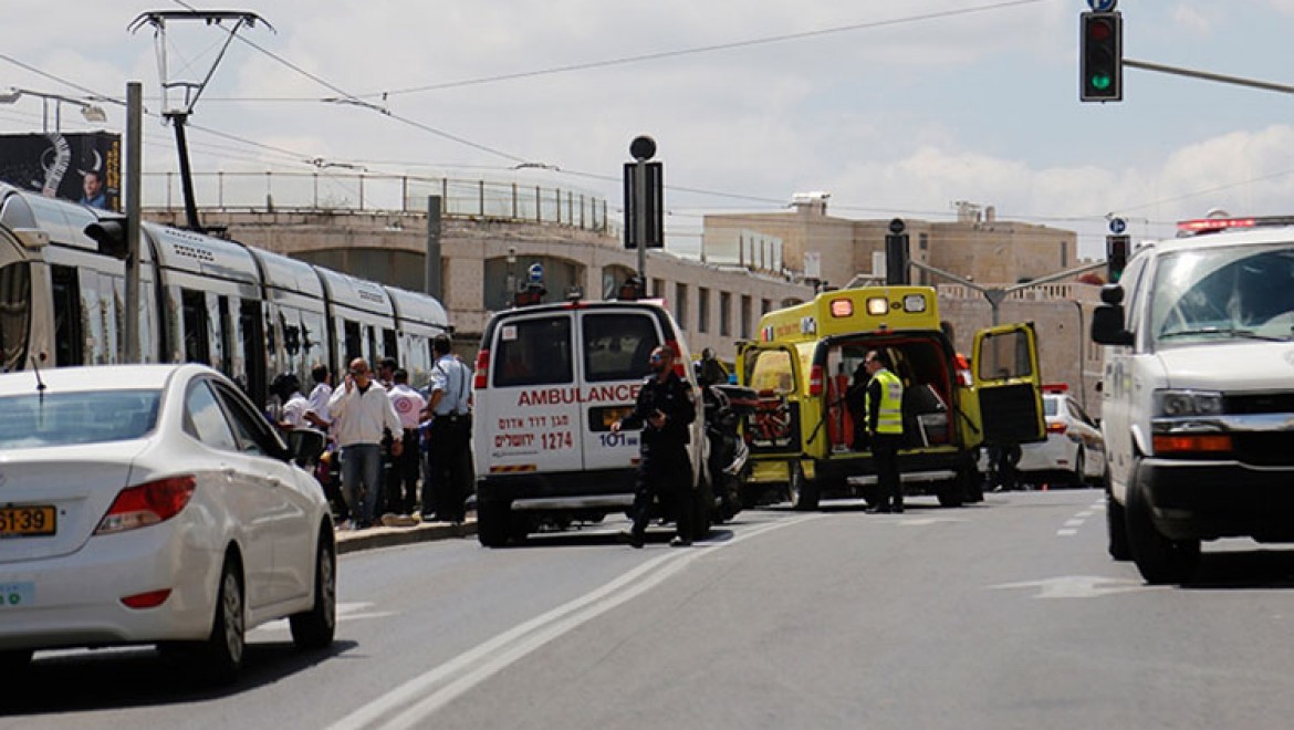 Batı Kudüs'teki iki ayrı patlamada 1 kişi öldü, 14 kişi yaralandı