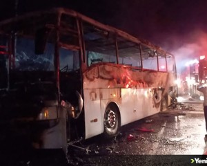 Muğla'da seyir halindeki yolcu otobüsünde çıkan yangın söndürüldü