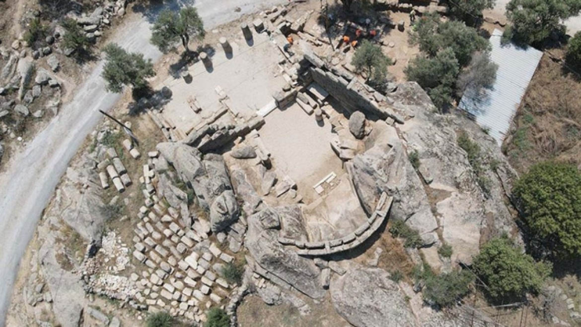 Herakleia Antik Kenti'ndeki kazılarda 7 mekandan oluşan yapı ortaya çıkarıldı