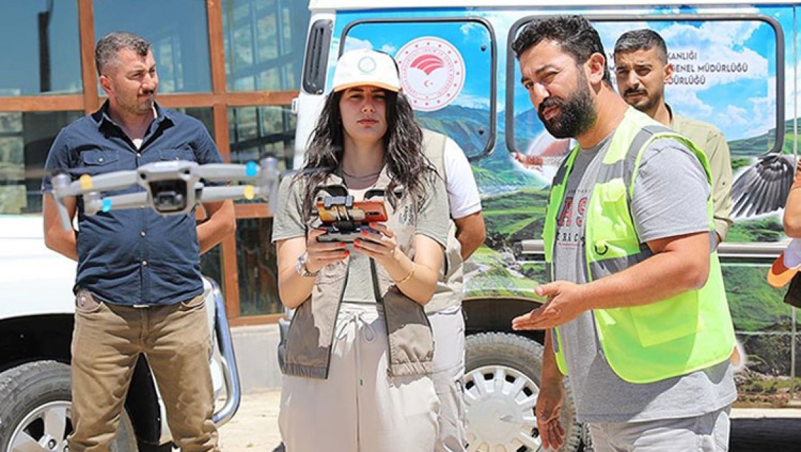 Doğa timleri Diyarbakır'ın zorlu coğrafyasında dronla iz sürecek