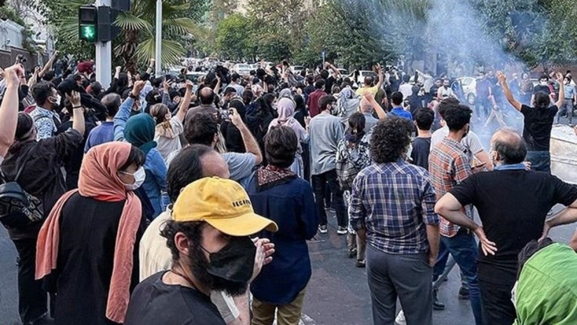 İran'da Mahsa Emini gösterilerinde gözaltına alınanlara "etkin pişmanlık" hakkı tanınması gündemde