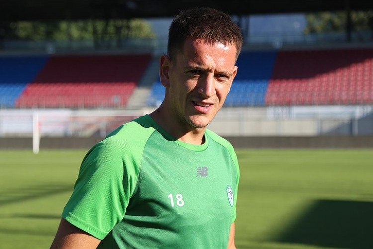 Beşiktaş, Hadziahmetovic'in transferi için görüşmelere başlandığını açıkladı