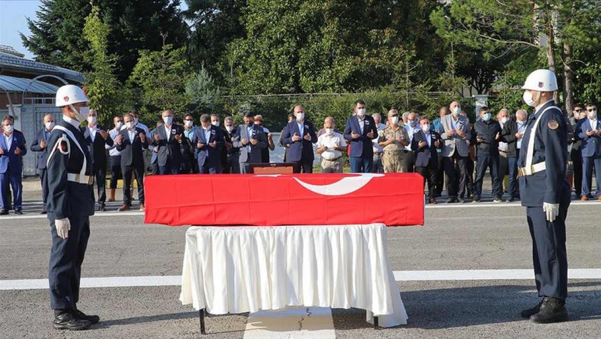 Selde şehit olan Jandarma Uzman Çavuş Onur Kıran için tören düzenlendi