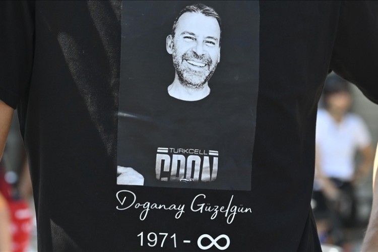 Kadıköy'de bisikletli Doğanay Güzelgün'ün ölümüne yol açan sürücü teslim oldu