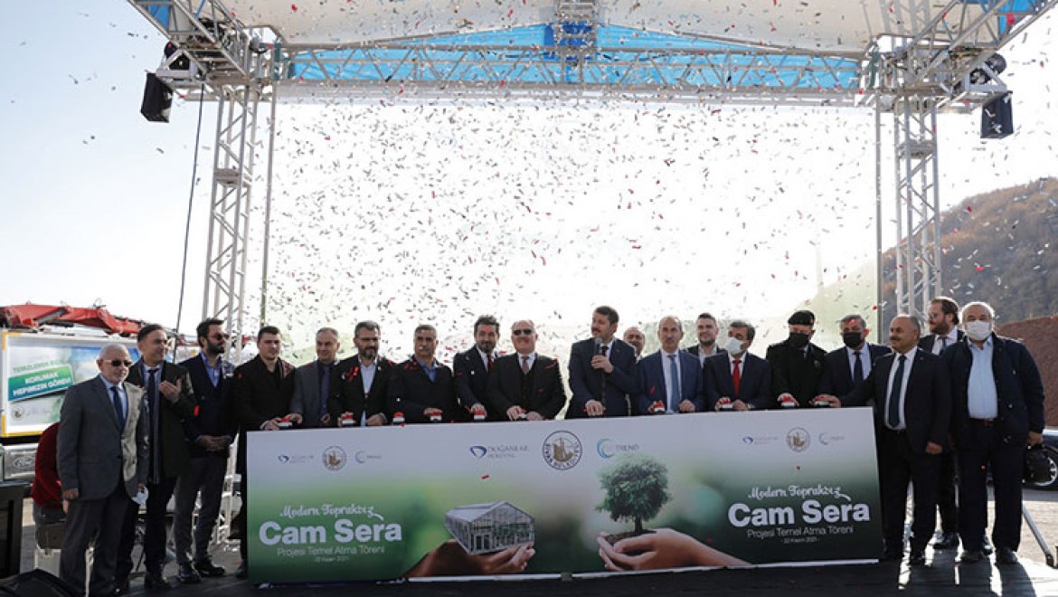 Biotrend Enerji'nin Sivas'taki Yeni Topraksız Cam Sera Yatırımının İlk Temeli Atıldı!