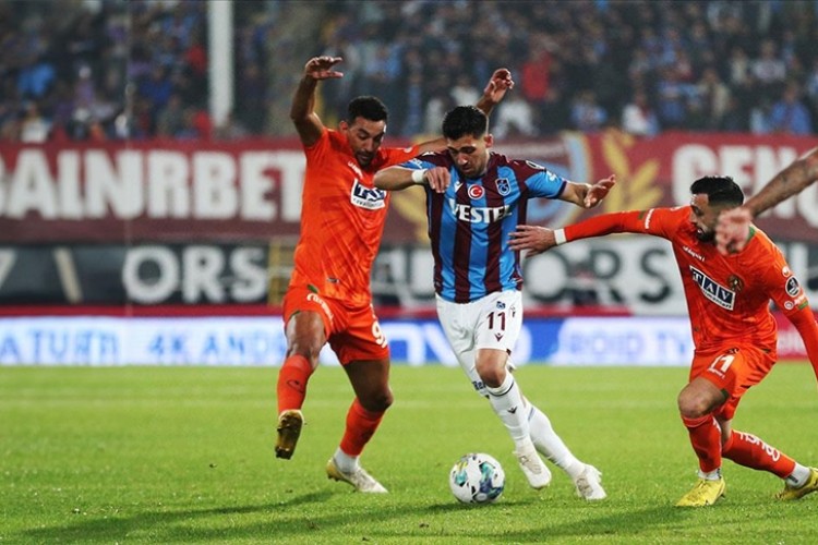 Trabzonspor, yarın Corendon Alanyaspor'u konuk edecek