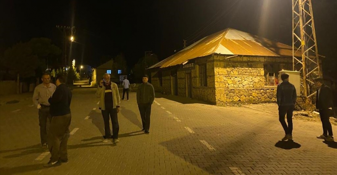 Erzurum'un Çat ilçesinde 4,9 büyüklüğünde deprem
