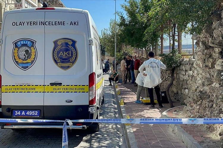 İstanbul'da 3 kişinin ölümü 4 kişinin yaralanmasına ilişkin 5 zanlı tutuklandı