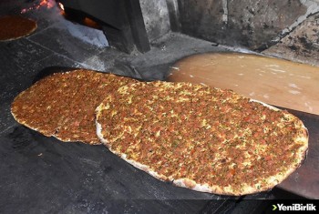 Gaziantep ve Şanlıurfa'nın paylaşamadığı tescilli lezzet: Lahmacun